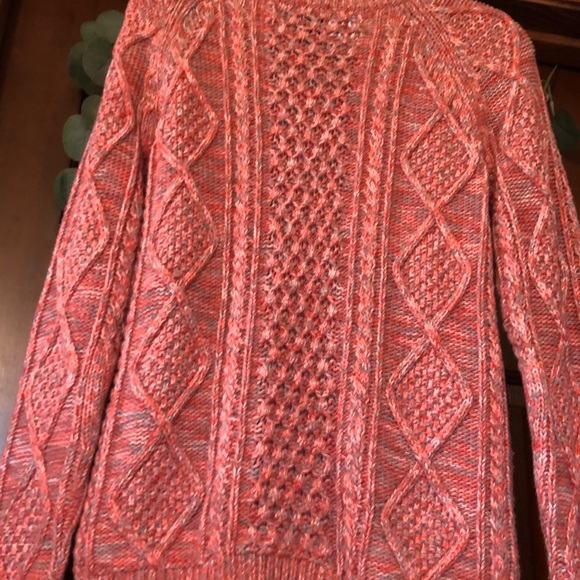 Gap Cable Knit Sweater - Picture 8 of 11